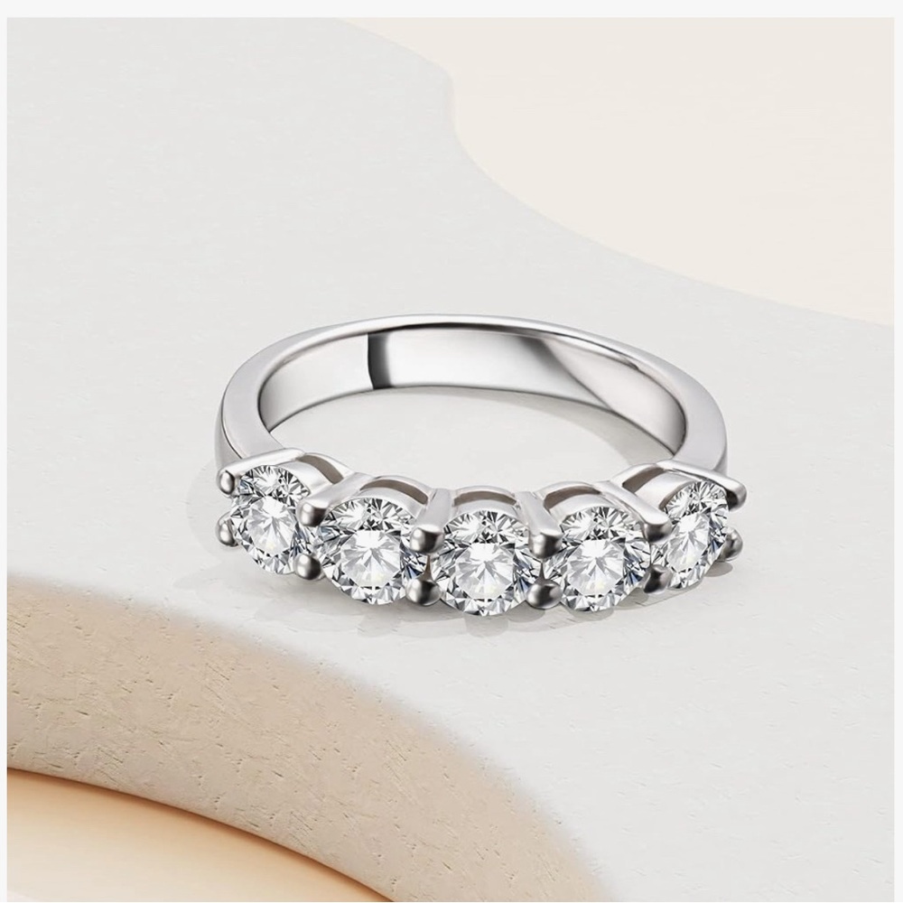Sterling Silver 1.5 carat Five-Stone Moissanite Ring - Picture 4 of 10